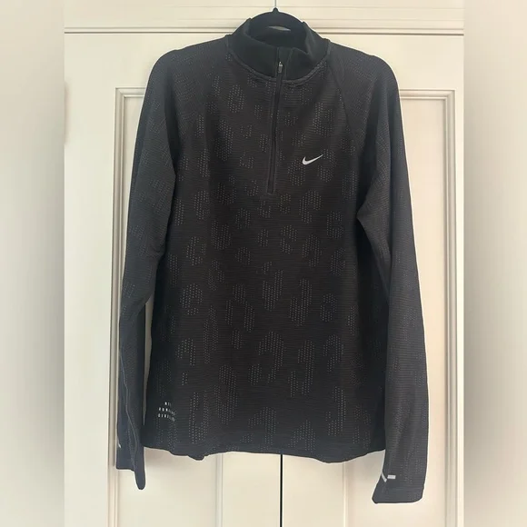 Nike Pinnacle Running Division Men’s Water Repellent 1/2 Zip NWT - Picture 2 of 9
